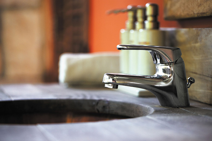 A2B Plumbers are able to fix any leaking taps you may have in Upper Walthamstow. 